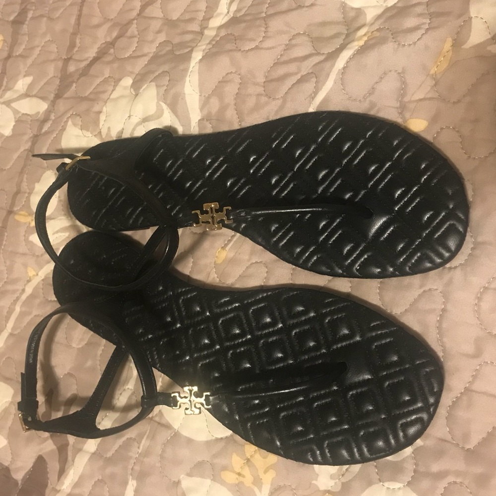 🛑SOLD🛑🚫Tory Burch Marion quilted Sandals
